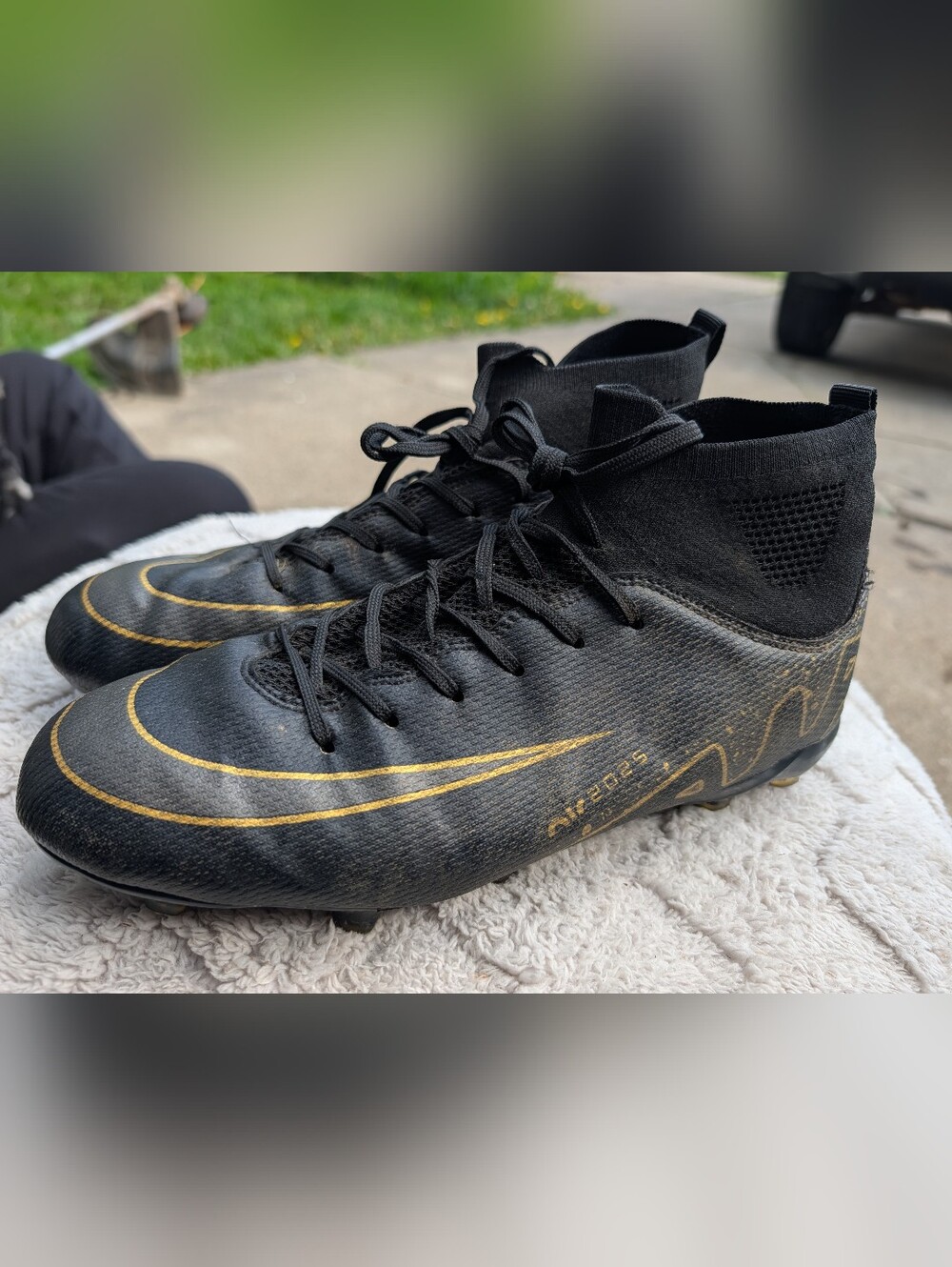 Men's Nike Soccer Cleats Size 11/43
